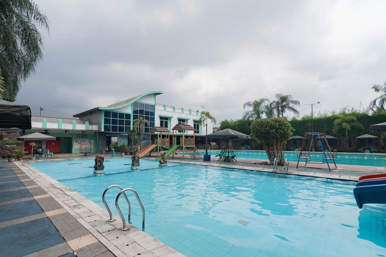 Urbanview Hotel Sagara Bogor Exterior photo